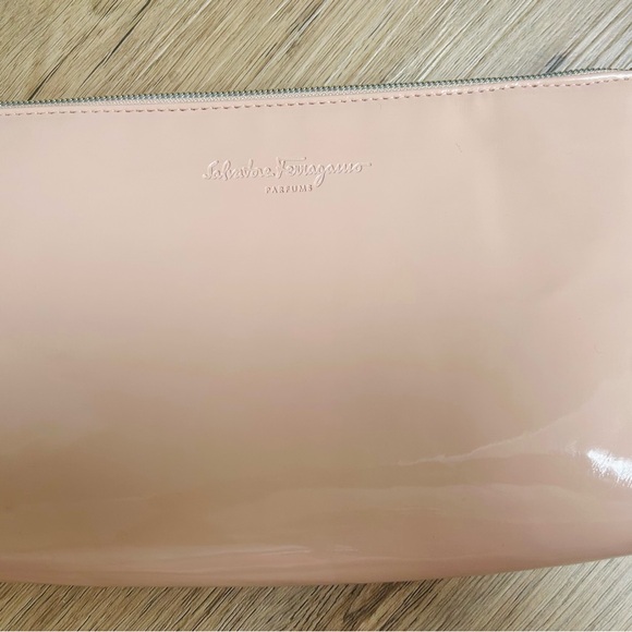 Salvatore Ferragamo Parfums Faux Patent Leather Pale Rose 9x6 Cosmetic Bag - Picture 3 of 11